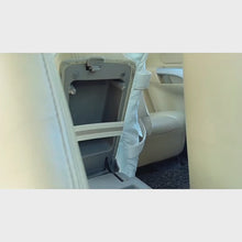 Load and play video in Gallery viewer, Cat Car Carrier in Quilted Design with Bow Detail | MissyMoMo