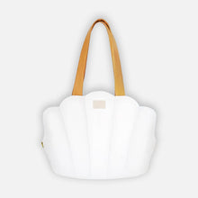 Load image into Gallery viewer, Seashell-Inspired White Cat Carrier Bag | MissyMoMo
