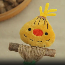 Load and play video in Gallery viewer, Scarecrow Cat Chew Toy | Cute Toys for Cats | MissyMoMo
