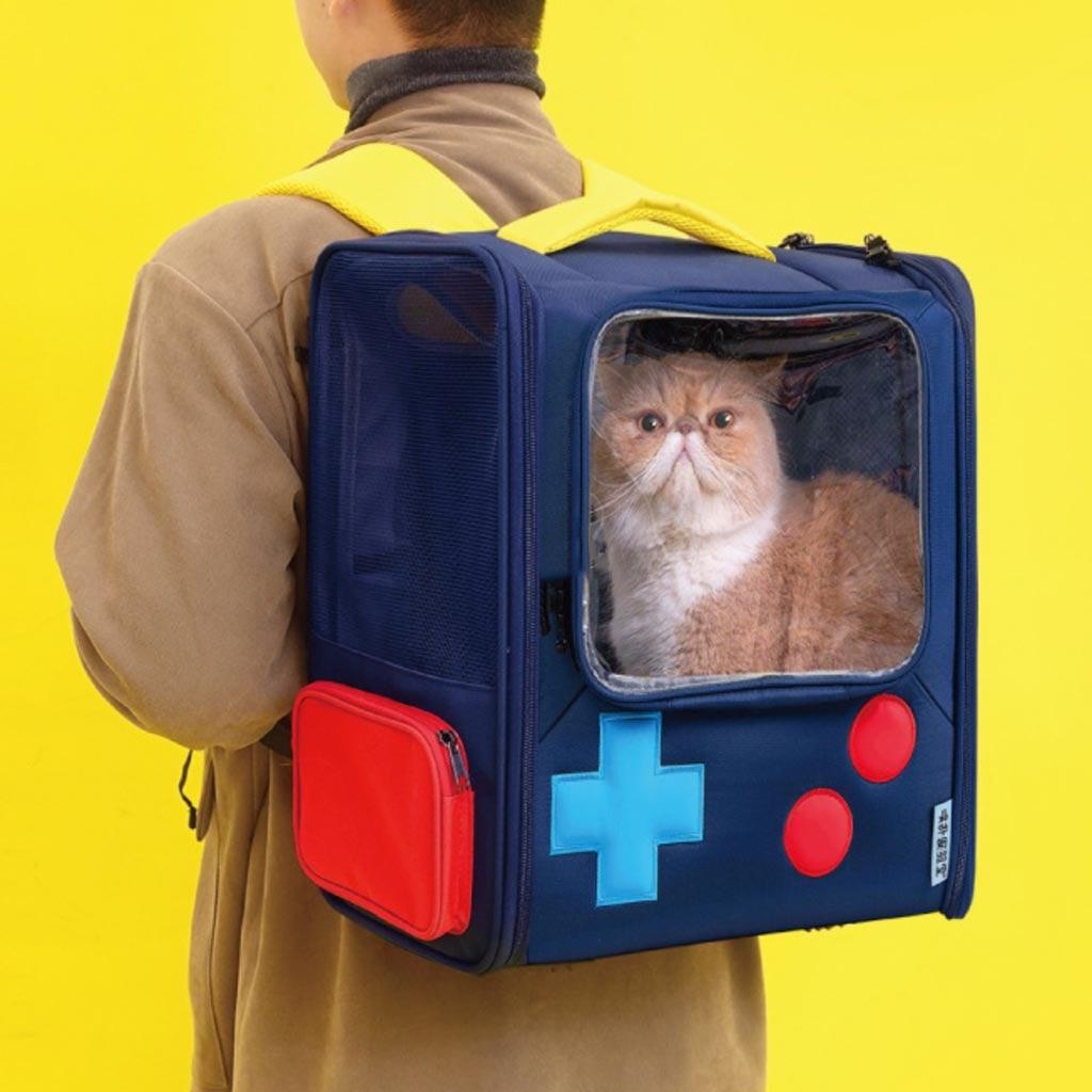 https://missymomo.com/cdn/shop/products/purlab-gameboy-expandable-cat-backpack-missymomo-5.jpg?v=1660371504